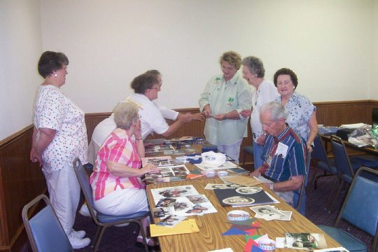 Caswell - Scrapbook Making.jpg 38.4K